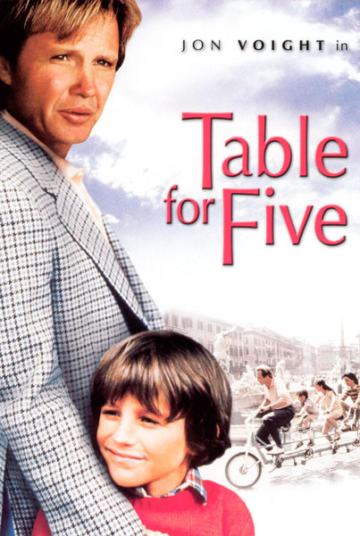Стол для пятерых